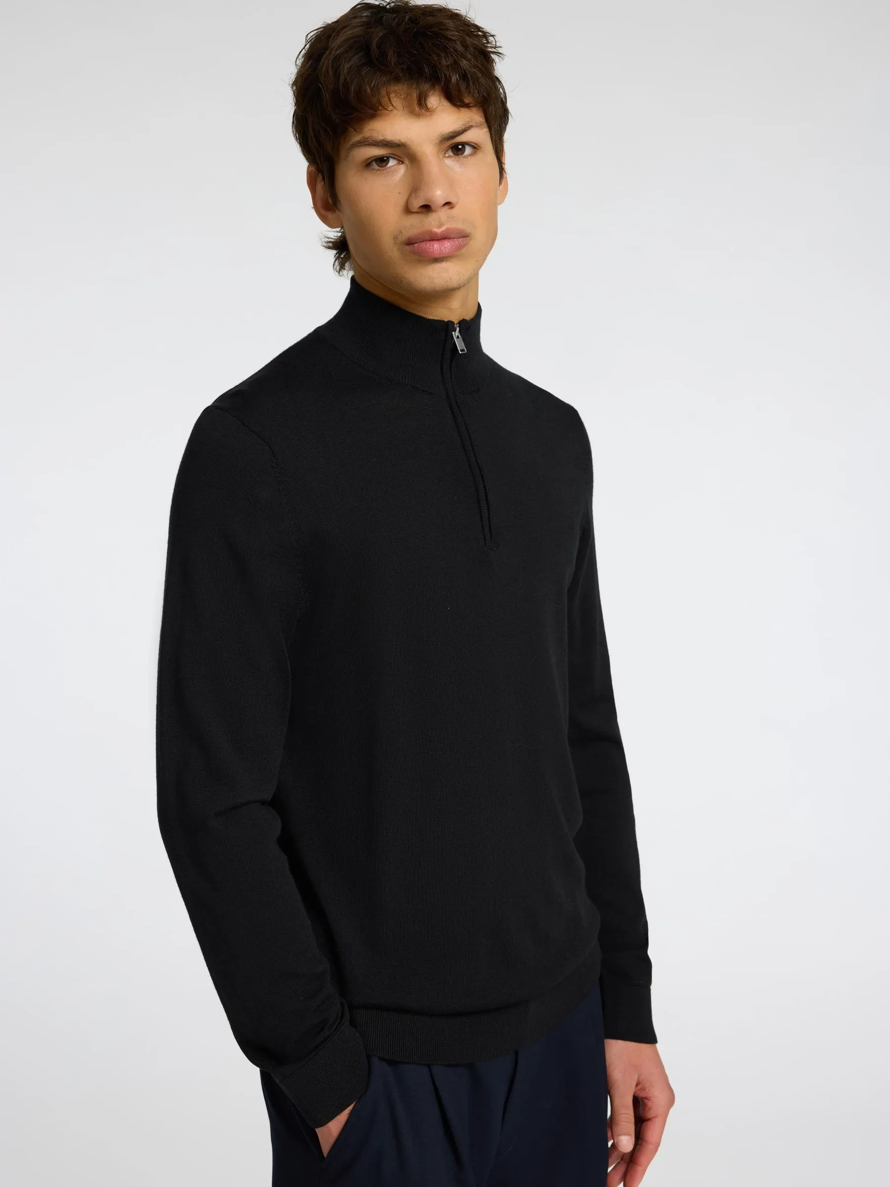 100% MERINOWOLL HALF-ZIP PULLOVER