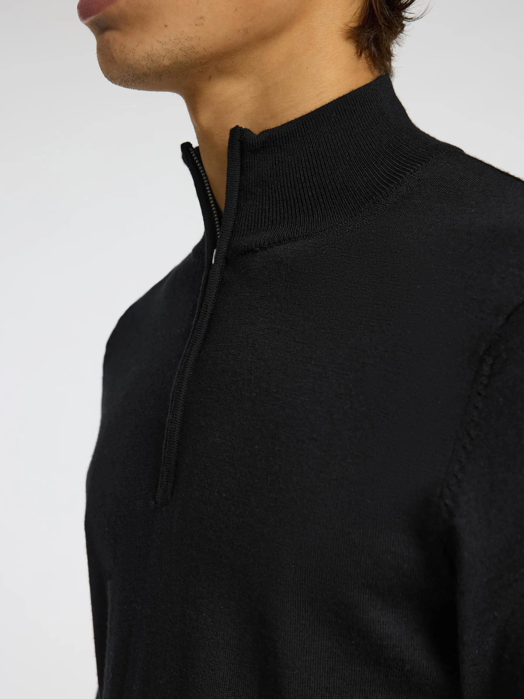 100% MERINOWOLL HALF-ZIP PULLOVER