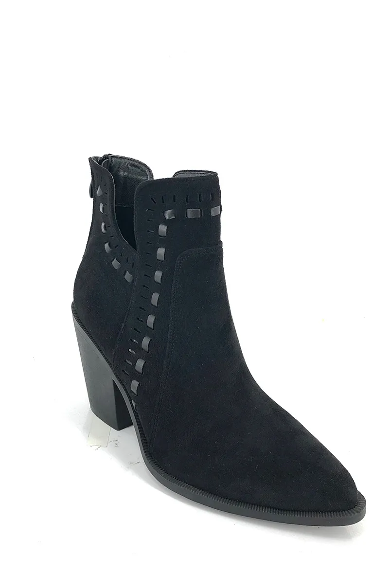 ANKLE BOOTS