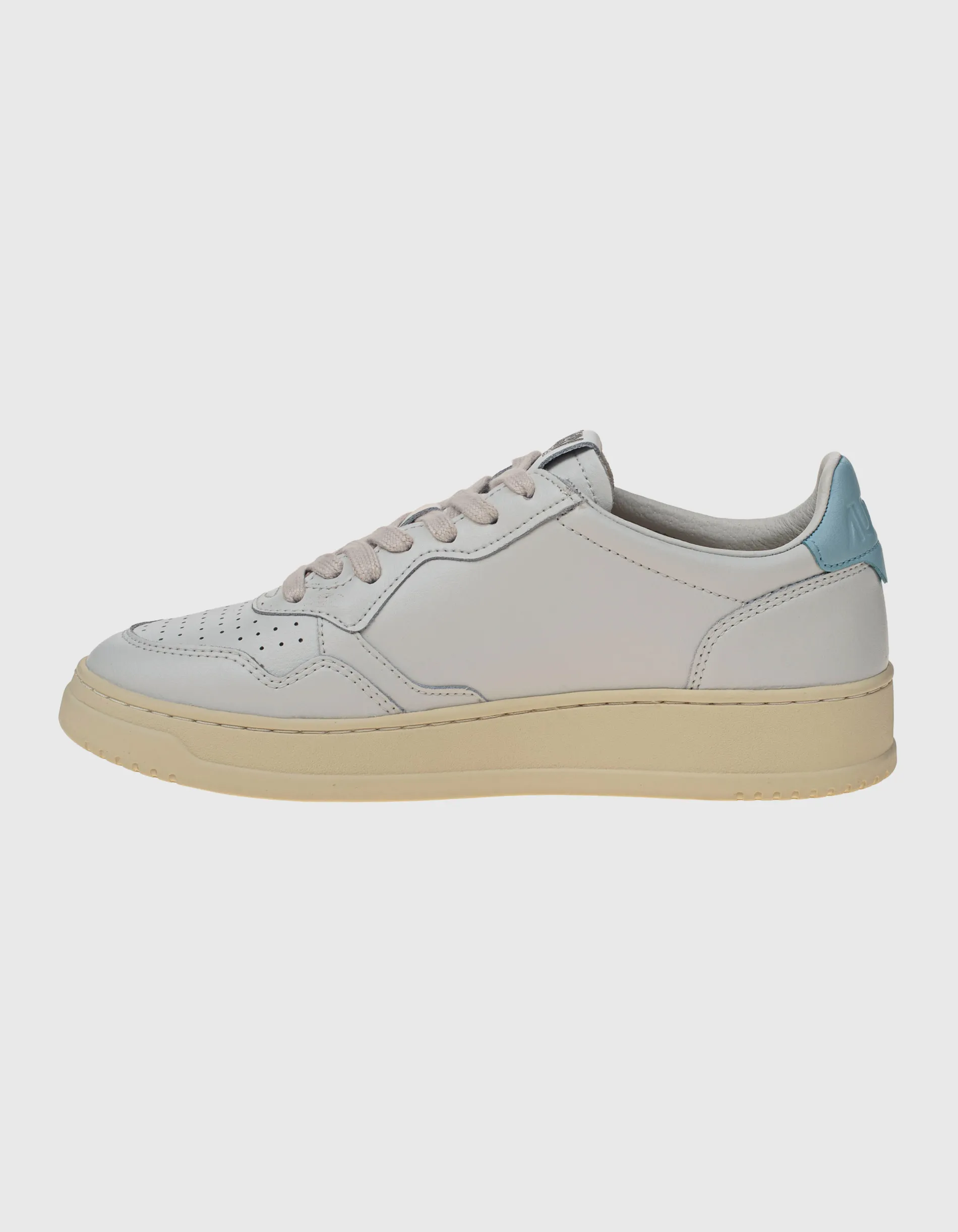 Autry Medalist Low White Blue // Leder-Sneaker