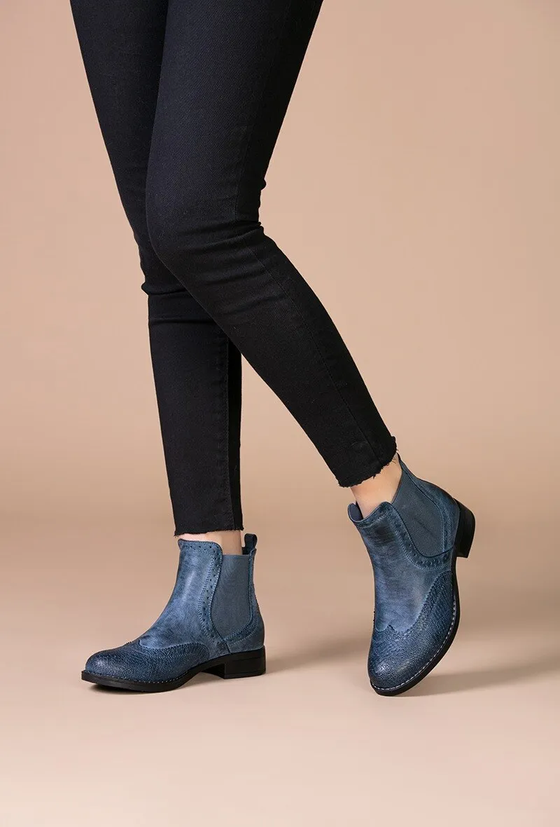 Chelsea boots with python print