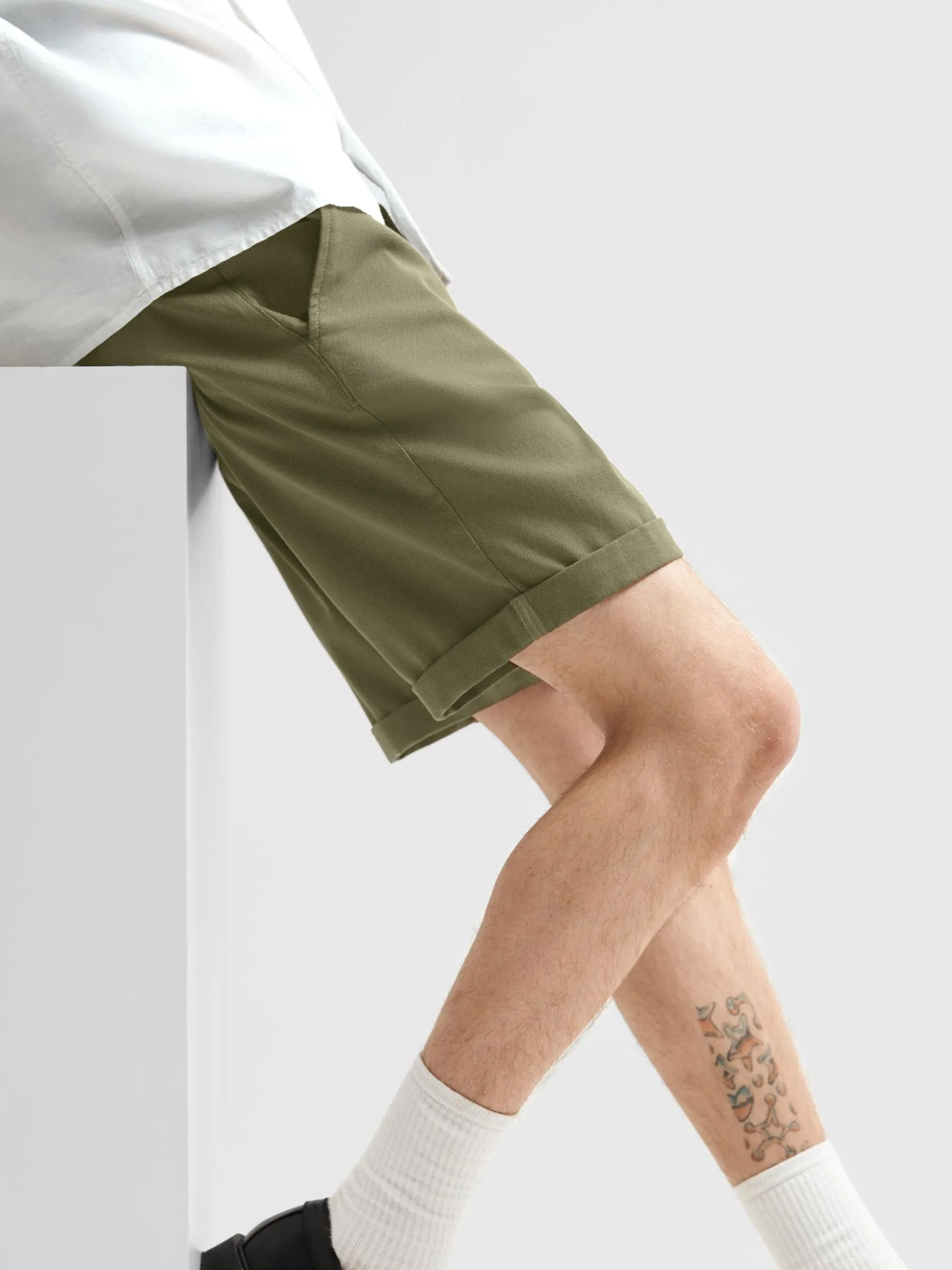 DEHNBARE BAUMWOLL SHORTS