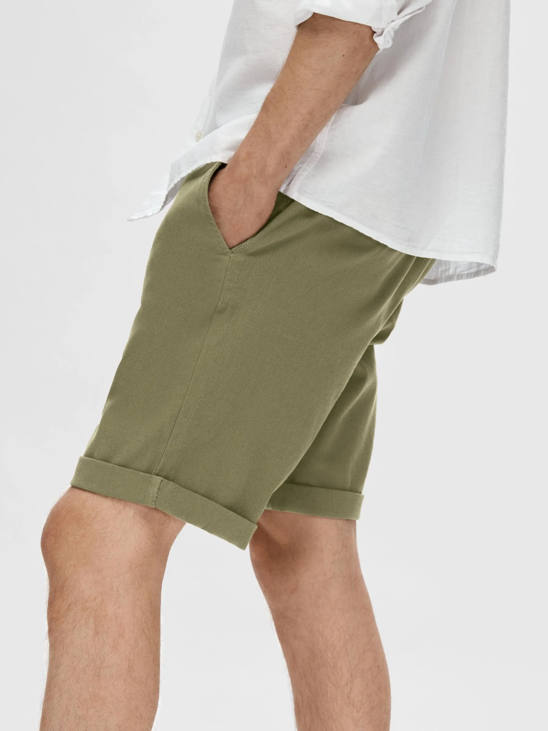 DEHNBARE BAUMWOLL SHORTS