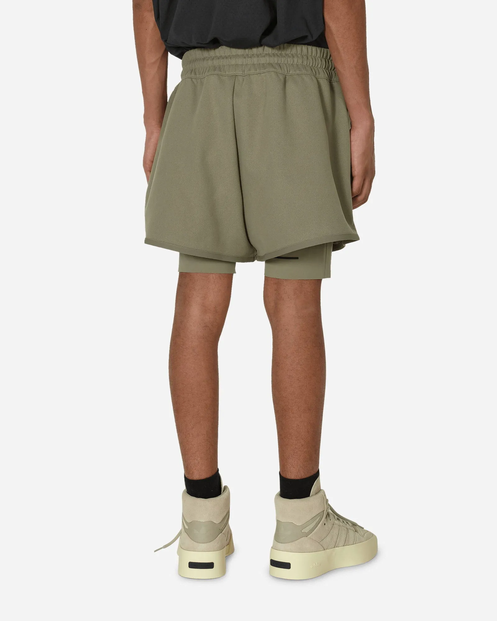 Kurze Hosen adidas Originals Fear of God Athletics Suede Fleece Shorts Clay IS8704 001