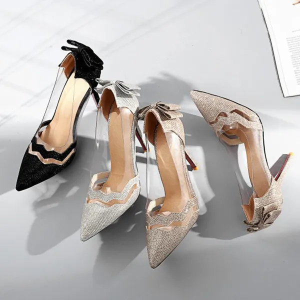 Stilettos mit spitzer Zehenpartie und halbtransparenten High Heels