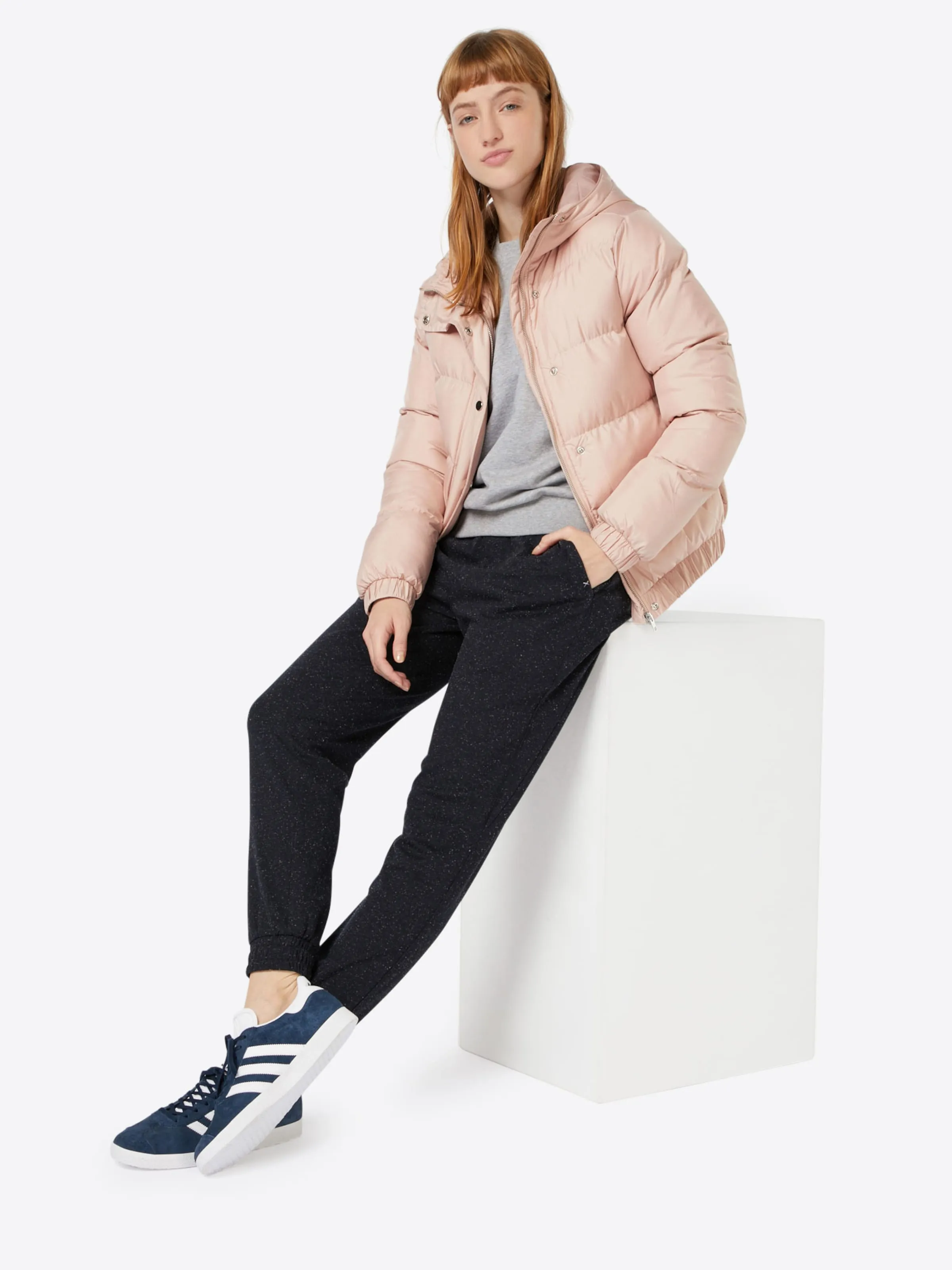 Urban Classics Jacke in Puder