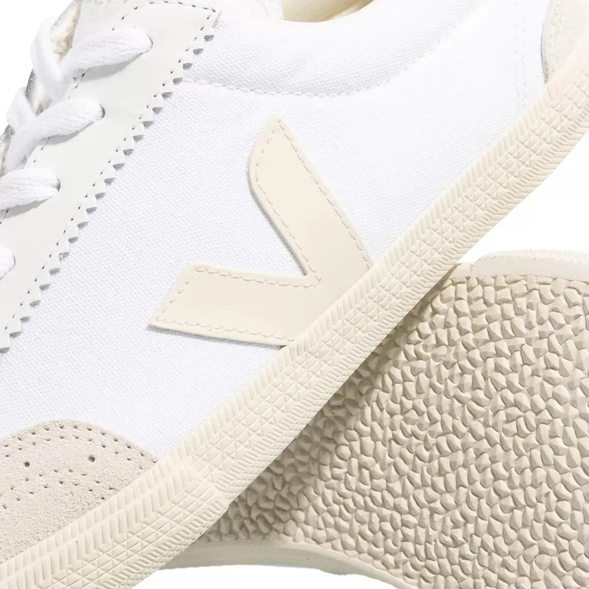   Veja  Volley White Pierre  Low-Top Sneaker 